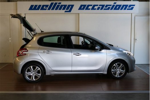 Peugeot 208 - 1.6 VTi Allure - 1