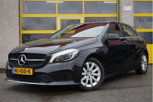 Mercedes-Benz A-klasse - 180 BlueEFFICIENCY Ambition BJ2015 LED V+A | LMV16