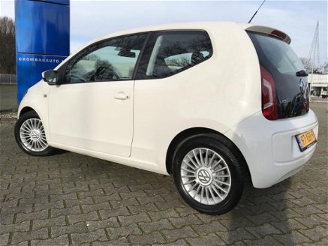 Volkswagen Up! - 1.0i HIGH-UP BLUE-MOTION AIRCO NAVIGATIE SPORTVELGEN MISTLAMPEN ELECTR.RAMEN C.SLOT - 1