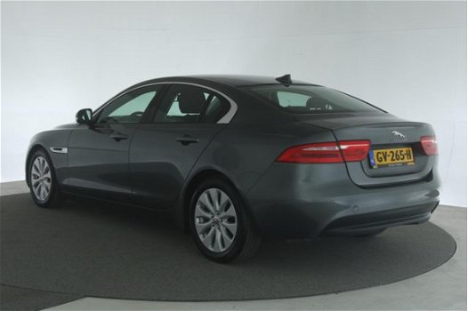 Jaguar XE - 2.0D 163PK E-Performance Business [ Navi 1e eigenaar ] - 1