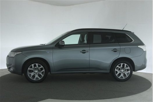 Mitsubishi Outlander - 2.0 PHEV Executive Edition Aut. [ xenon navi half leder] Ex BTW - 1