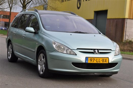 Peugeot 307 SW - 2.0 16V Pack AUTOMAAT PANODAK/AIRCO/CRUISE NETTE AUTO - 1