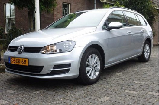 Volkswagen Golf Variant - 1.6 TDI COMFORTLINE Alu wielen/Comfortline/Navigatie/airco-Ecc/Trekhaak - 1