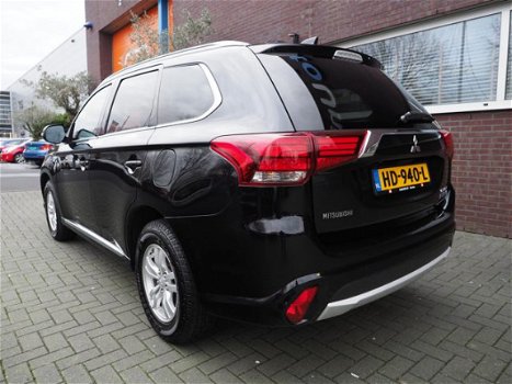 Mitsubishi Outlander - 2.0 PHEV Nieuw Model Navi Camera Clima EX BTW - 1