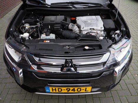 Mitsubishi Outlander - 2.0 PHEV Nieuw Model Navi Camera Clima EX BTW - 1