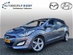 Hyundai i30 Wagon - 1.6 GDI Business Edition - 1 - Thumbnail