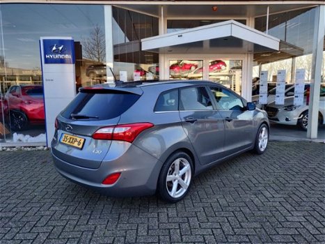 Hyundai i30 Wagon - 1.6 GDI Business Edition - 1