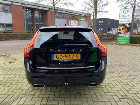 Volvo V60 - 2.4 D6 AWD Plug-In Hybrid Summum EX BTW - 1