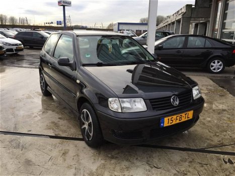 Volkswagen Polo - 1.4 - 1