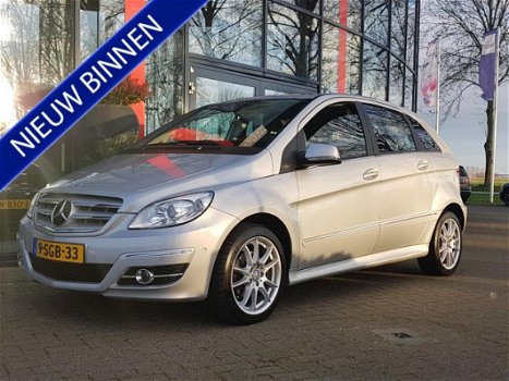 Mercedes-Benz B-klasse - 200 AUTOMAAT | Navi | Airco | Trekhaak | Cruise Control - 1