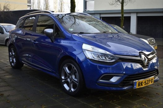 Renault Clio Estate - 1.2 TCe 120 GT-Line / CAMERA / NAVIGATIE GROOT SCHERM / 17 INCH LICHTMETALEN V - 1