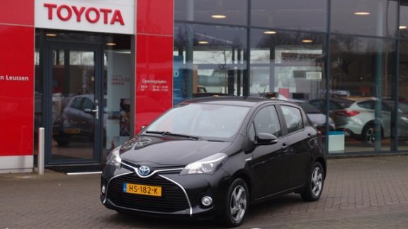 Toyota Yaris - 1.5 HYBRID NAVI LM-VELGEN NL-AUTO - 1