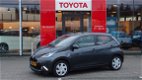 Toyota Aygo - 1.0 VVT-I 5-DRS X-PLAY CAMERA NL-AUTO - 1 - Thumbnail