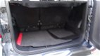 Daihatsu Terios - 1.5-16v Exclusive Airco trekhaak 4 wielaandrijving - 1 - Thumbnail