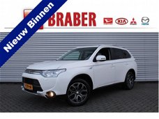 Mitsubishi Outlander - 2.0 PHEV Instyle X-Line | Automaat | Navi | Airco | 18" LM | Cruise | Camera