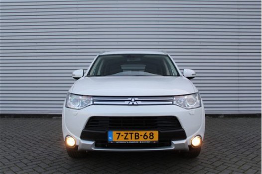 Mitsubishi Outlander - 2.0 PHEV Instyle X-Line | Automaat | Navi | Airco | 18