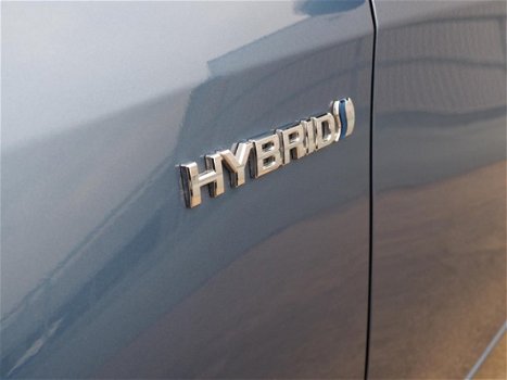 Toyota Auris Touring Sports - 1.8 Hybrid 136pk CVT Dynamic - 1