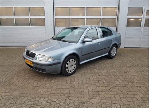 Skoda Octavia - 1.6 75KW COMFORT - 1