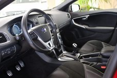 Volvo V40 - 2.0 D4 R-Design Business