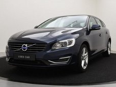 Volvo V60 - D6 AWD PLUG-IN HYBRID SUMMUM LEDER PARK ASSIST V+A XENON 17INCH