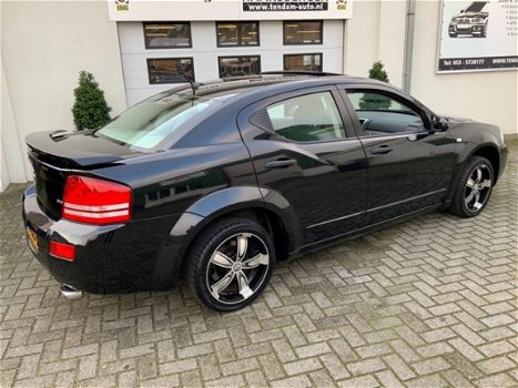 Dodge Avenger - 2.0 SXT - 1