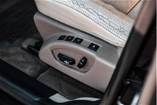 Volvo XC60 - 2.4 D5 AWD Momentum | Klimaat + Cruise control | Lichtmetalen velgen | Nette auto |