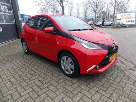 Toyota Aygo - 1.0 VVT-i x-play Automaat Airco Camera Elek Pakket 5Deurs 2017bj GARANTIE - 1