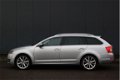 Skoda Octavia Combi - 2.0 TDI Greentech Ambition Panorama/Leer/Xenon/Parkeer sensoren v, a/Navigatie - 1 - Thumbnail