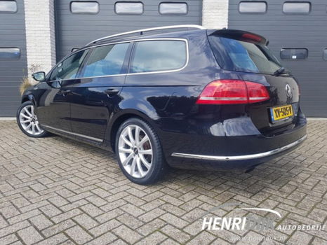 Volkswagen Passat Variant - 1.4 TSI Highline Business Navi/Stoelverw/18'LMV - 1