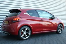 Peugeot 208 - 1.6 TURBO 208PK GTI / NAVI / LEDER / XENON / CLIMA / LED / PDC / 17" LMV / UNIEK / JBL