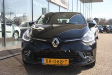 Renault Clio - 120PK-INTENS-AUTOMAAT-15DKM-PARKASSIST