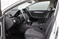 Volkswagen Passat - 1.6 TDI Comfortline Executive Edition 87000KM NAVI PDC 17