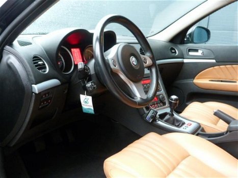 Alfa Romeo 159 Sportwagon - 1.9 JTS Distinctive leder, clima, - 1