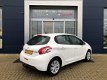 Peugeot 208 - Envy 1.2 VTi Parkeer Sensoren, Climate Control, Navigatie, Trekhaak - 1 - Thumbnail