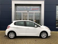 Peugeot 208 - Envy 1.2 VTi Parkeer Sensoren, Climate Control, Navigatie, Trekhaak