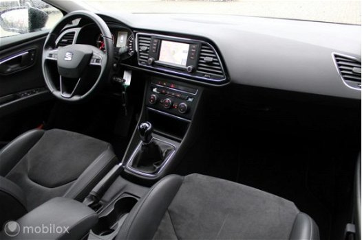 Seat Leon ST - 1.6 TDI Ecomotive Lease Sport Navi 2x Pdc Led Leer/alcantara - 1