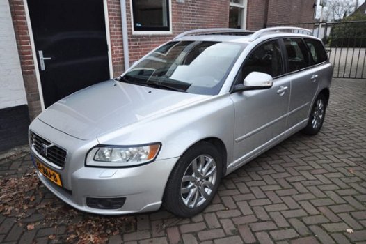 Volvo V50 - (MW) 2.4 - 1