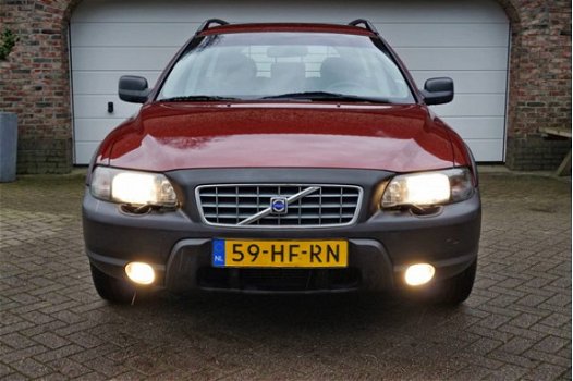 Volvo XC70 - 2.4 T Comfort Line+YOUNGTIMER+NW RIEMEN+NL AUTO - 1