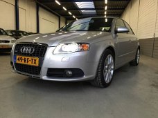 Audi A4 - 2.0 T FSI Quattro Pro Line