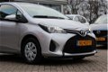 Toyota Yaris - 1.0 VVT-i Aspiration meer foto´s volgen - 1 - Thumbnail