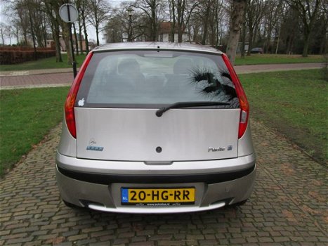 Fiat Punto - 1.2-16V ELX Stuurbekrachtiging Airco Lm Velgen - 1