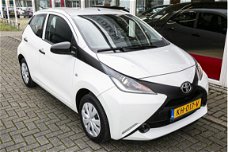 Toyota Aygo - 1.0 VVT-i x-now 5 deurs/airco/