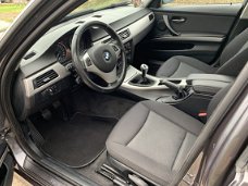 BMW 3-serie - 318d High Executive Climaat Pdc Enz