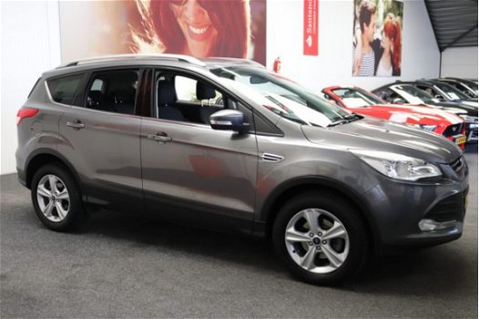 Ford Kuga - 1.6 Trend NAVIGATIE CRUISE CONTROL CLIMATE CONTROL PDC TREKHAAK ZEER MOOI - 1