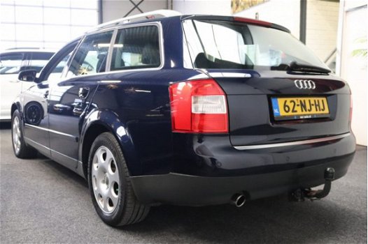 Audi A4 Avant - 2.0 FSI CRUISE CONTROL CLIMATE CONTROL PDC TREKHAAK LM VELGEN ZEER MOOI - 1