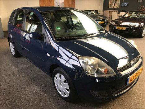 Ford Fiesta - 1.3-8V Style FIESTA*STYLE*AIRCO*5-DEURS* APK 21-12-2020 - 1