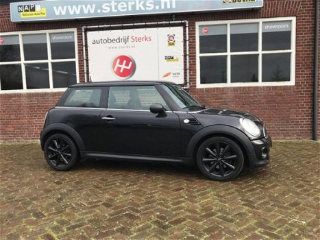 Mini Mini One - 1.6 Business Line LEDER 17