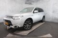 Mitsubishi Outlander - 2.0 PHEV Executive Edition X-Line | Navigatie | Climate Control | Achteruitri - 1 - Thumbnail