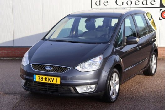 Ford Galaxy - 2.0-16V Titanium Limited 7-persoons org. NL-auto - 1