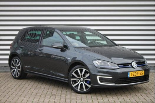 Volkswagen Golf - 1.4 TSI GTE - 1